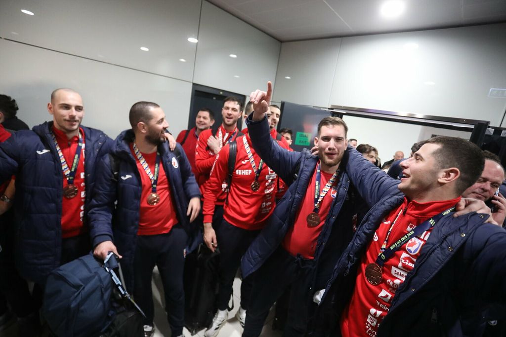 Doček hrvatske rukometne reprezentacije - 9