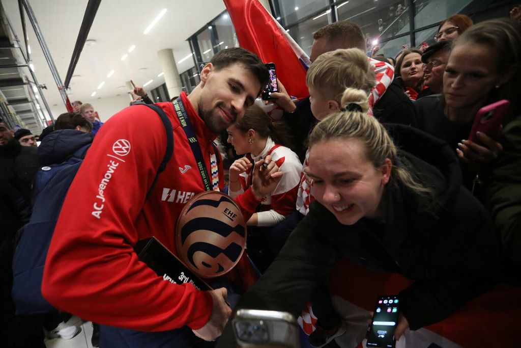 Doček hrvatske rukometne reprezentacije - 14
