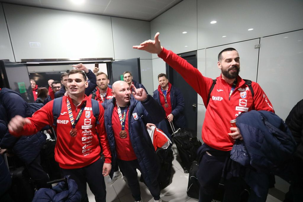 Doček hrvatske rukometne reprezentacije - 17
