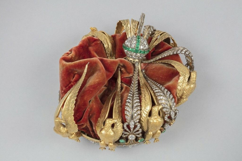 Kruna koja je ispala pljačkašima Louvrea