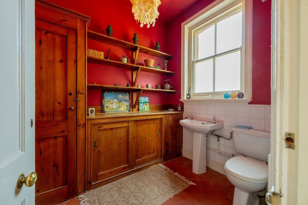 Bivša kraljevska rezidencija s potpisom kralja Georgea VI. - 10