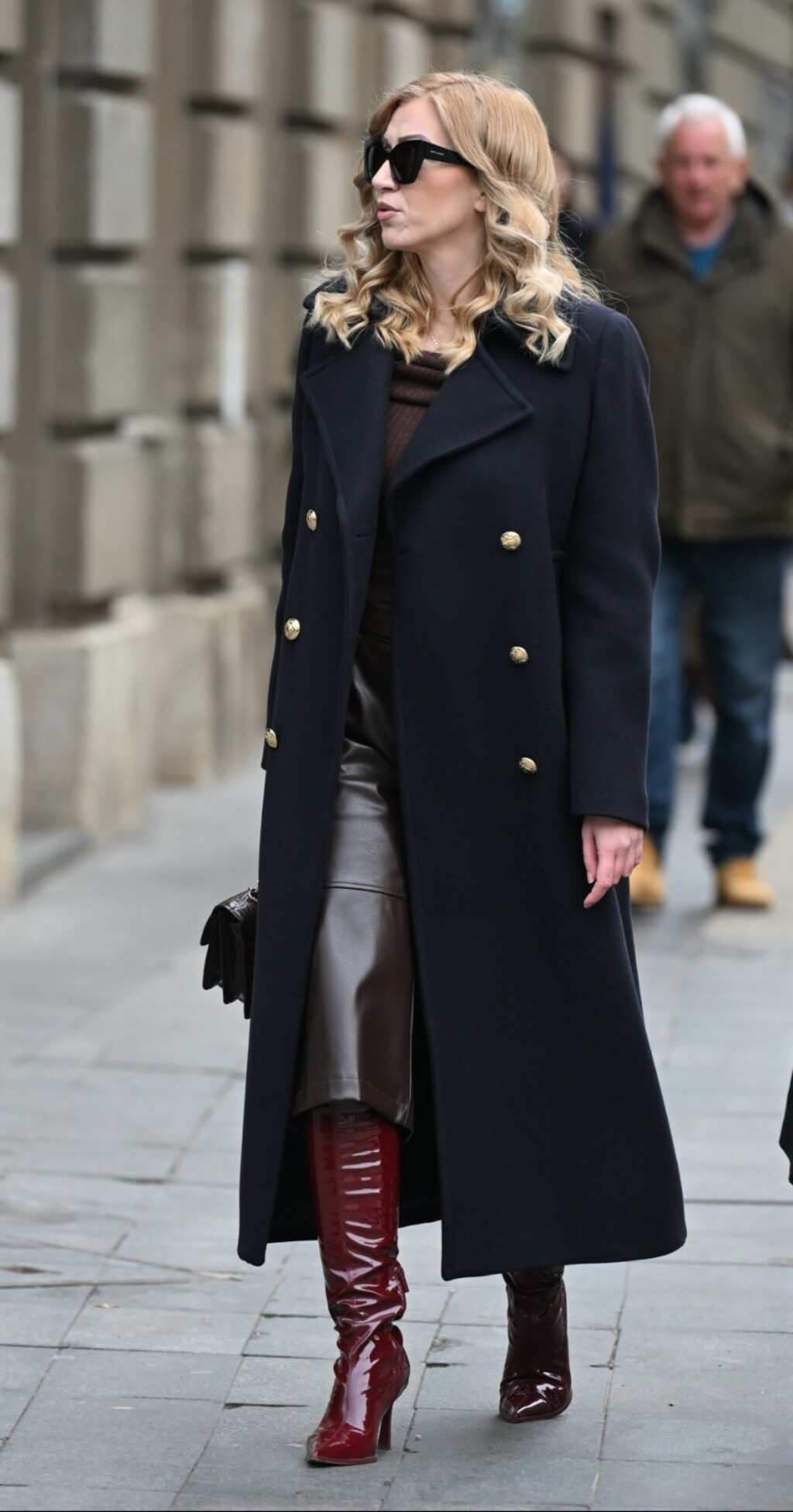 Ulična moda Zagreb lakirane čizme do koljena 2026. - 4