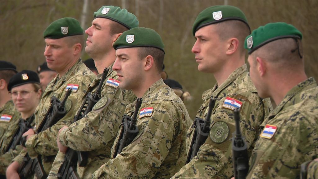 Prvi ročnici stižu u vojarne