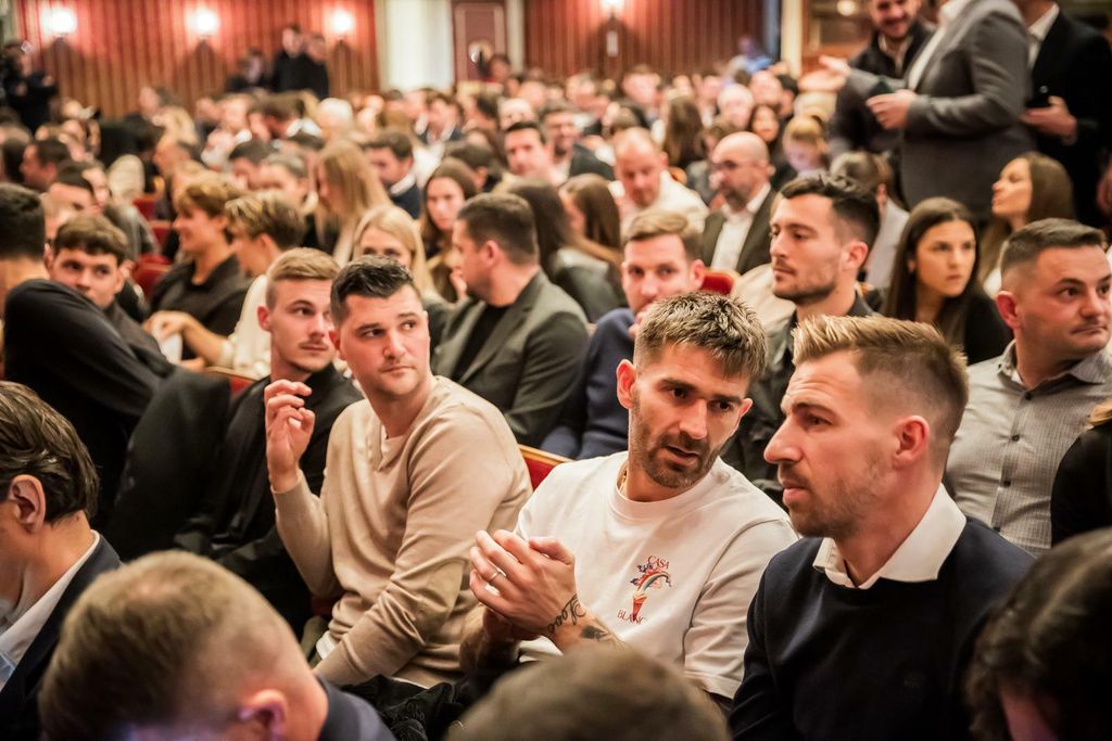 Pretpremijera operete 