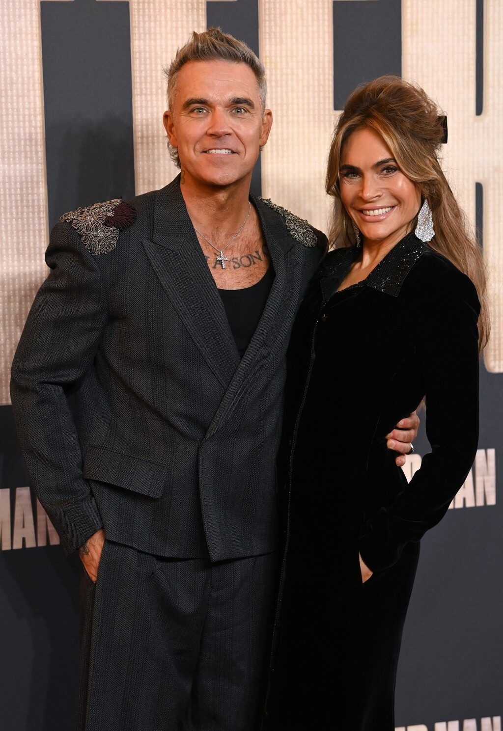 Na putu prema jednoj zabavi počeli su se smijati, razgovor je postao spontan i kemija se dogodila