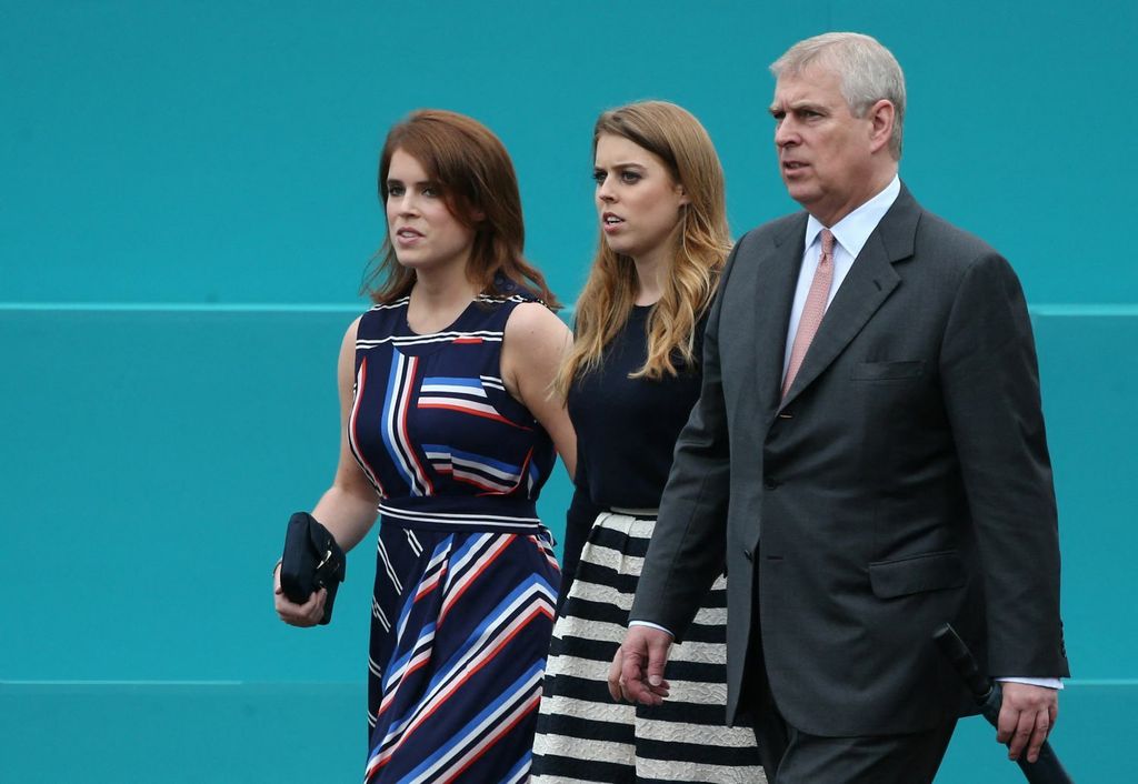 Princeze Beatrice i Eugenie i princ Andrew