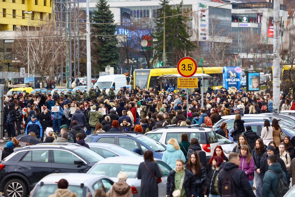 Okupljanje građana u Sarajevu - 2