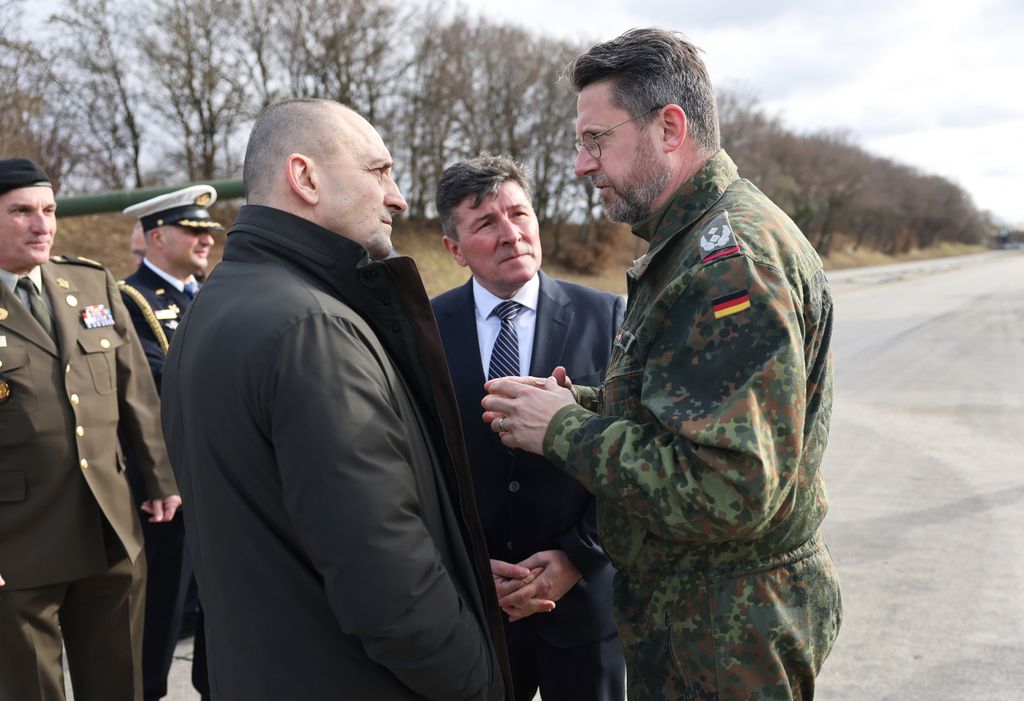 Anušiću predstavljene sposobnosti tenkova Leopard 2A8 - 1