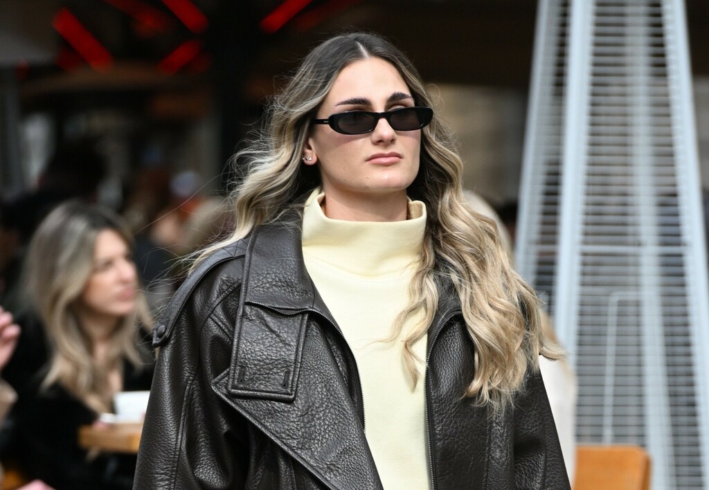 Izdanje sa špice u širokih hlačama