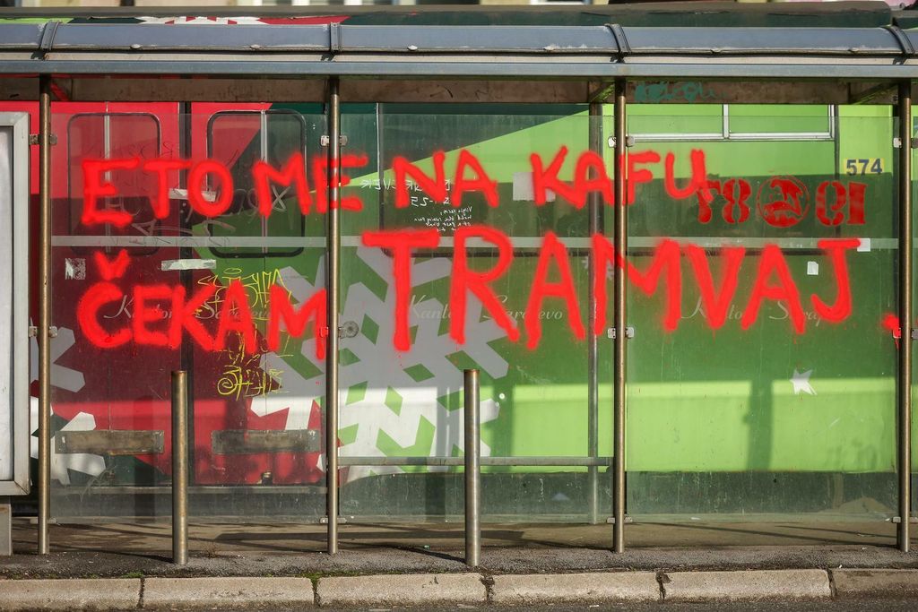 Poruka na stanici na kojoj je poginuo Erdoan Morankić