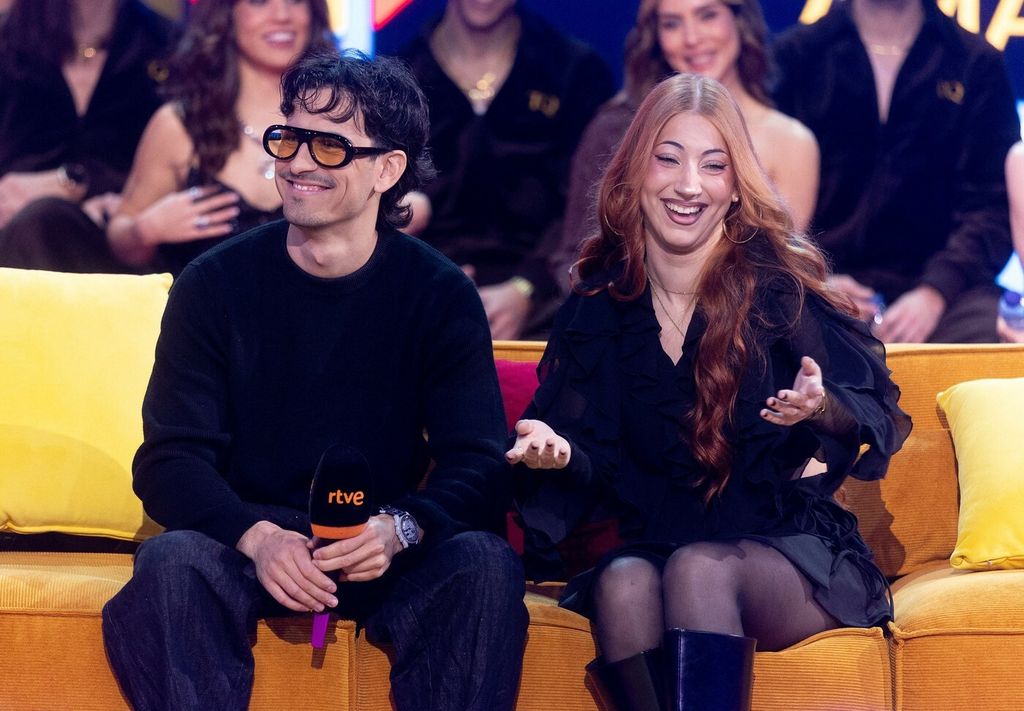 Tony Grox i LucyCalys - 1