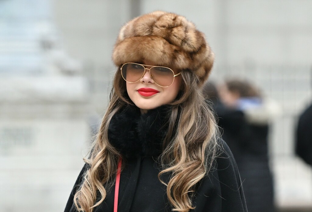 Ljepotica iz Zagreba s preslatkom torbom u obliku srca