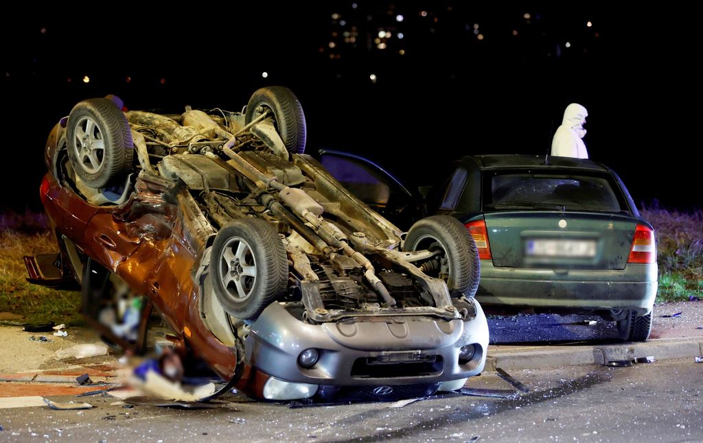 Prometna nesreća - 4