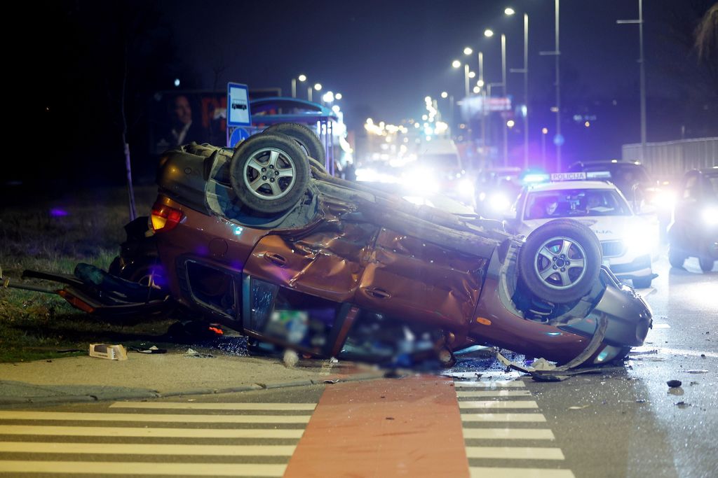 Prometna nesreća - 4