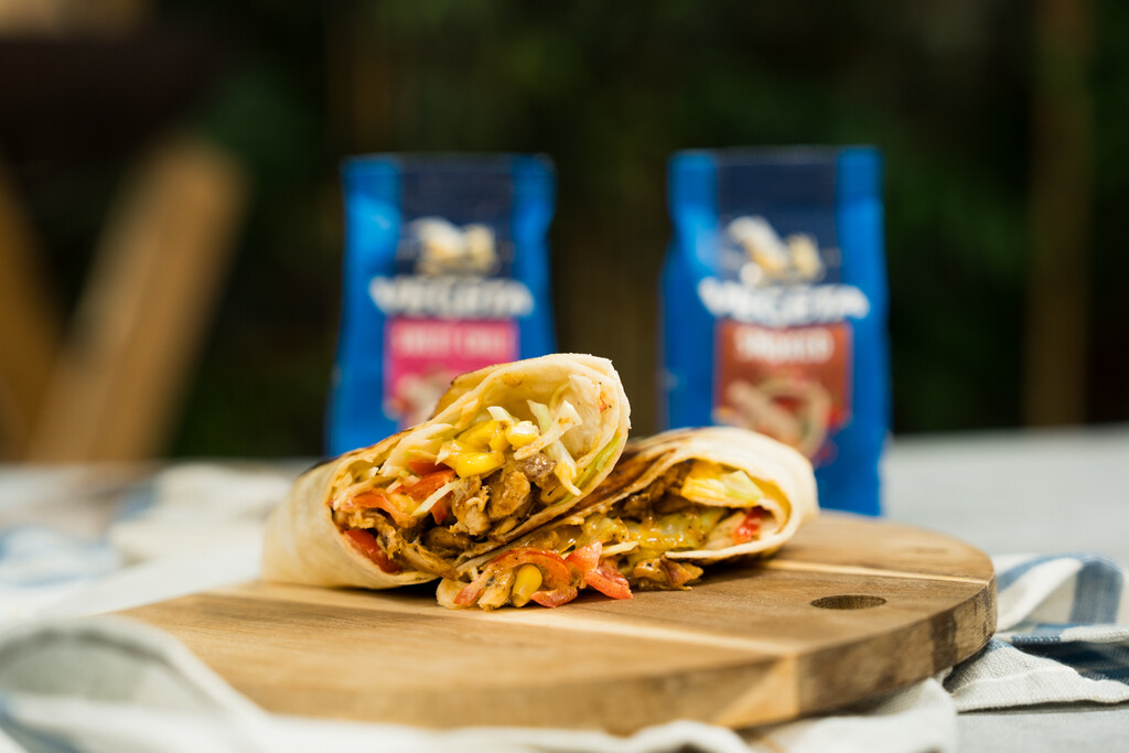 Dimljena trgana piletina u tortilji