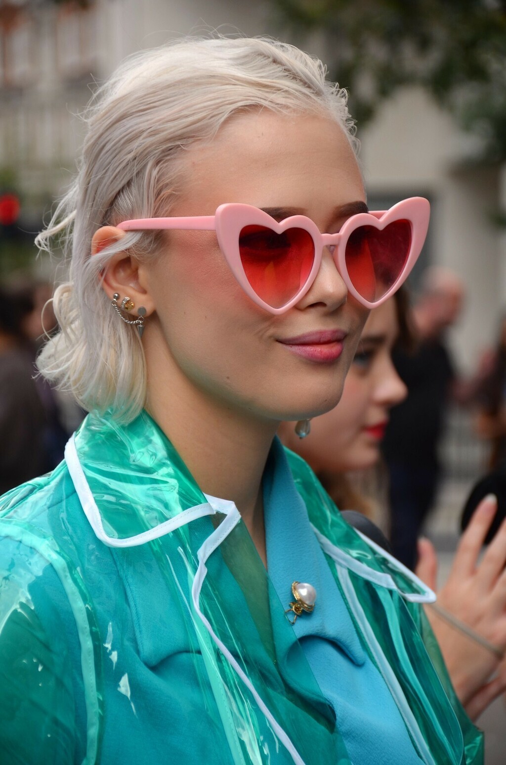 Sunčane naočale s okvirom u obliku srca