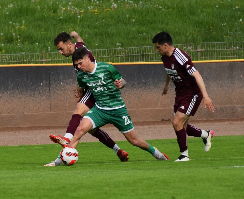 Ian Regvar, Survivor - 7