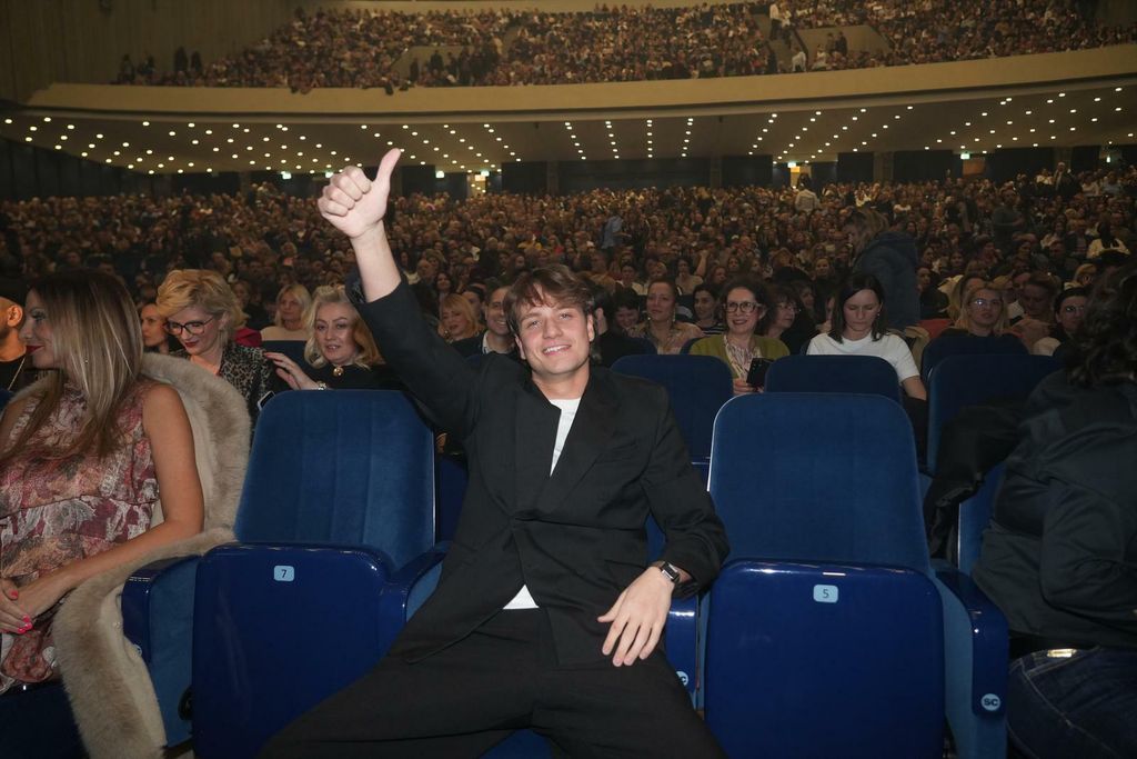 Jakov Jozinović na koncertu Nine Badrić