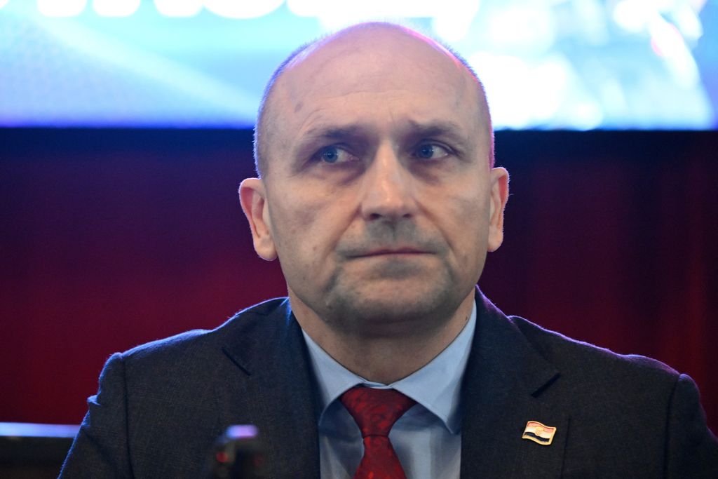 Zoran Milanović, Ivo Josipović, Ivan Anušić