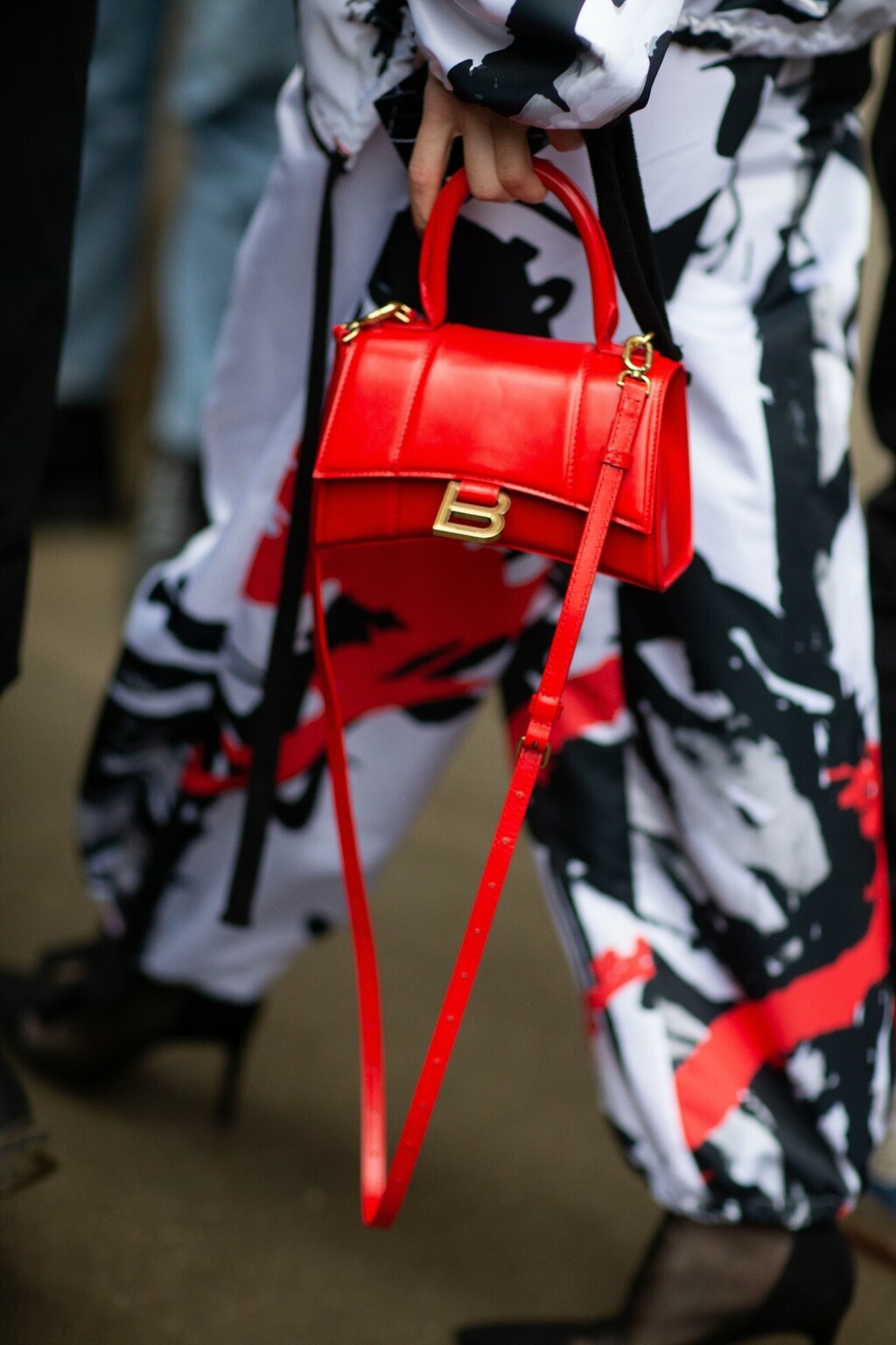 Crvena boja u street style izdanjima s Tjedana mode - 2