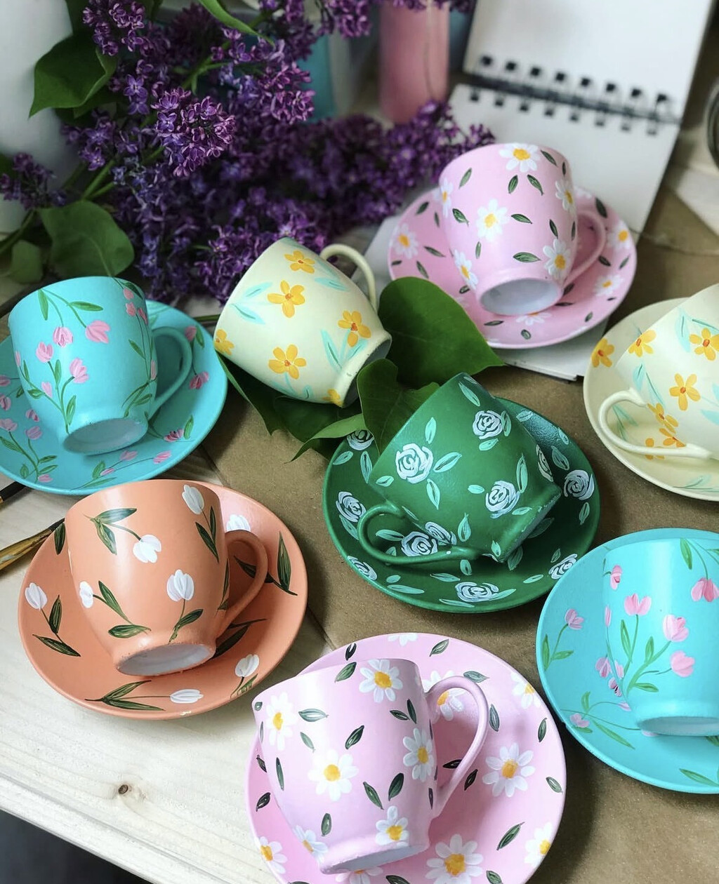 Brend Porcelanija ima prelijepo oslikane šalice i ostalo posuđe - 8