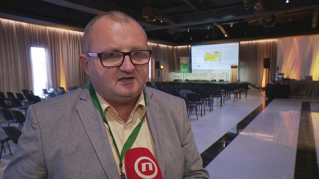 Svinjogojci traže pomoć premijera - 3