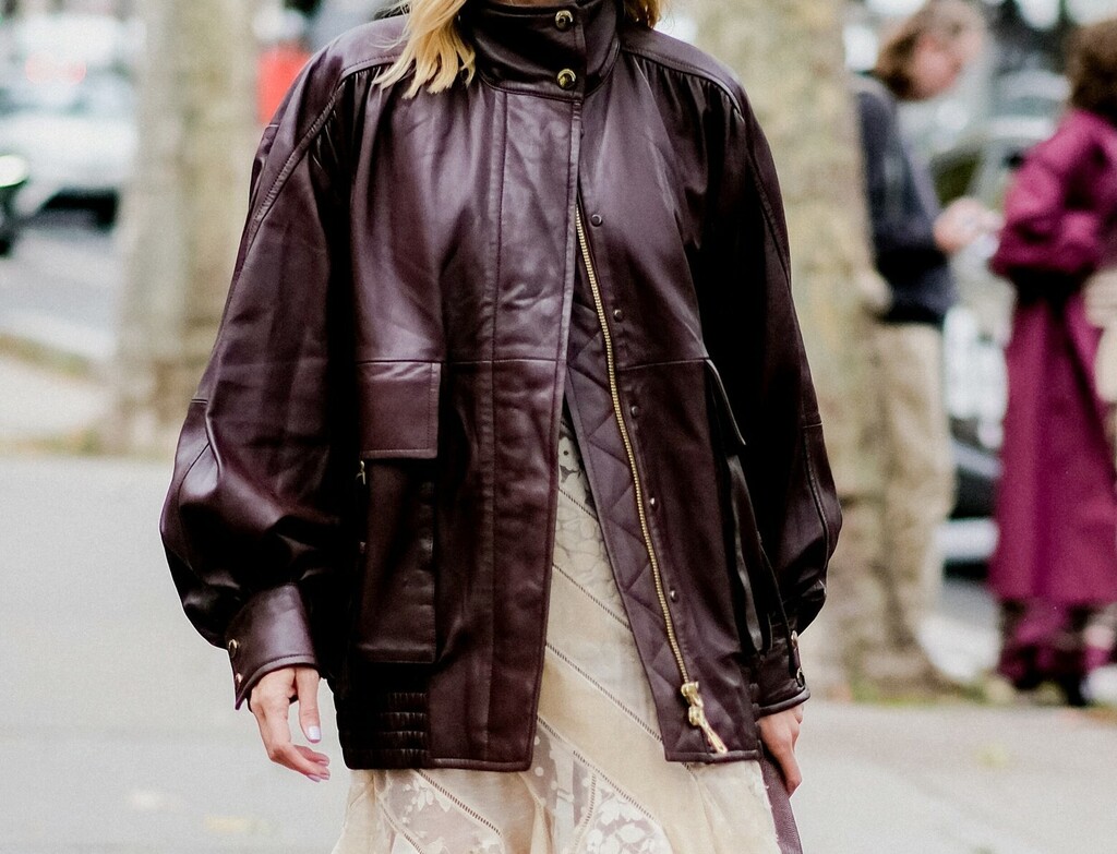 U trendu su predimenzionirane kožnate jakne