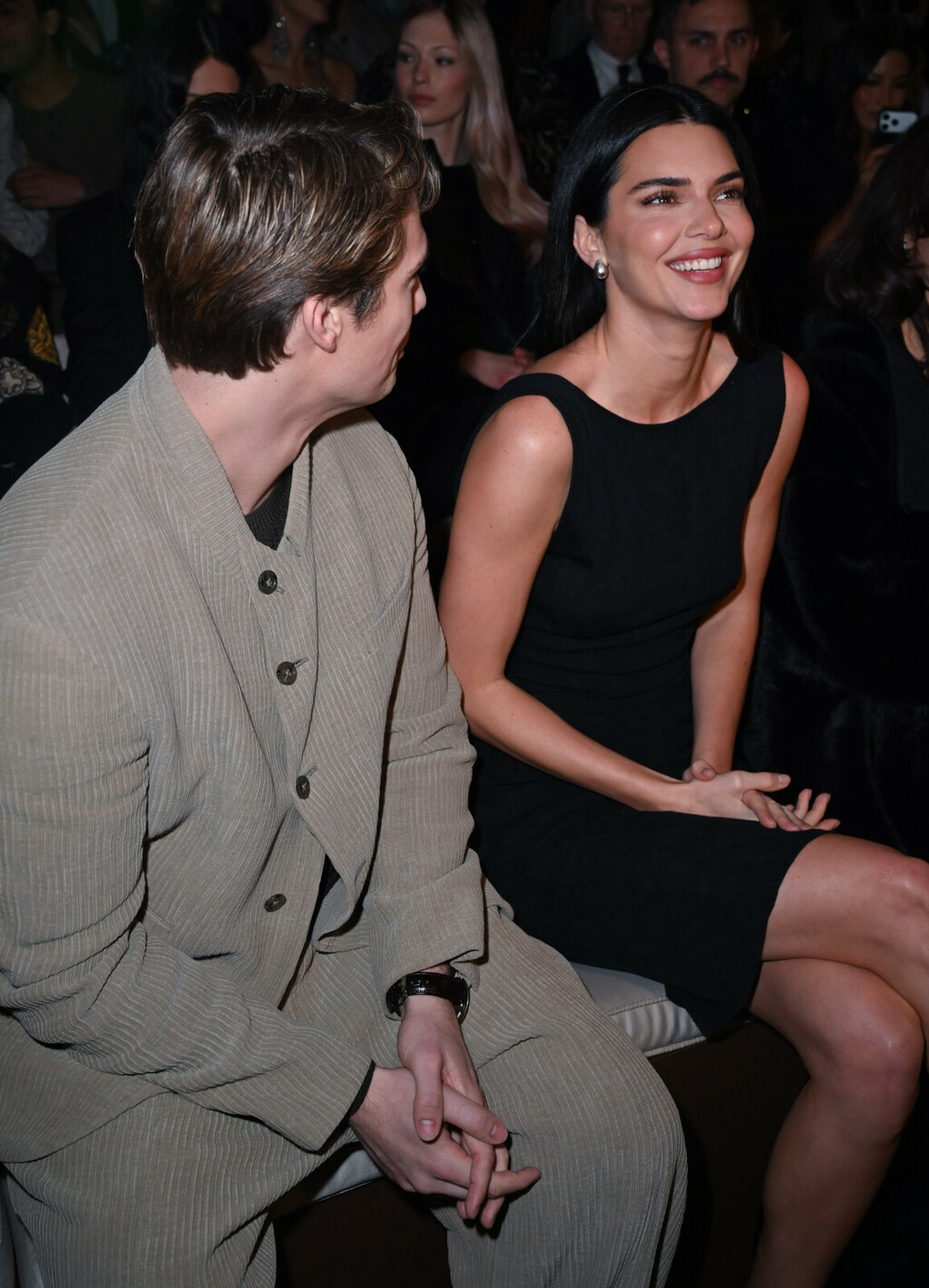 Kendall Jenner i Nicholas Galitzine na reviji modne kuće Emporio Armani u Milanu - 3