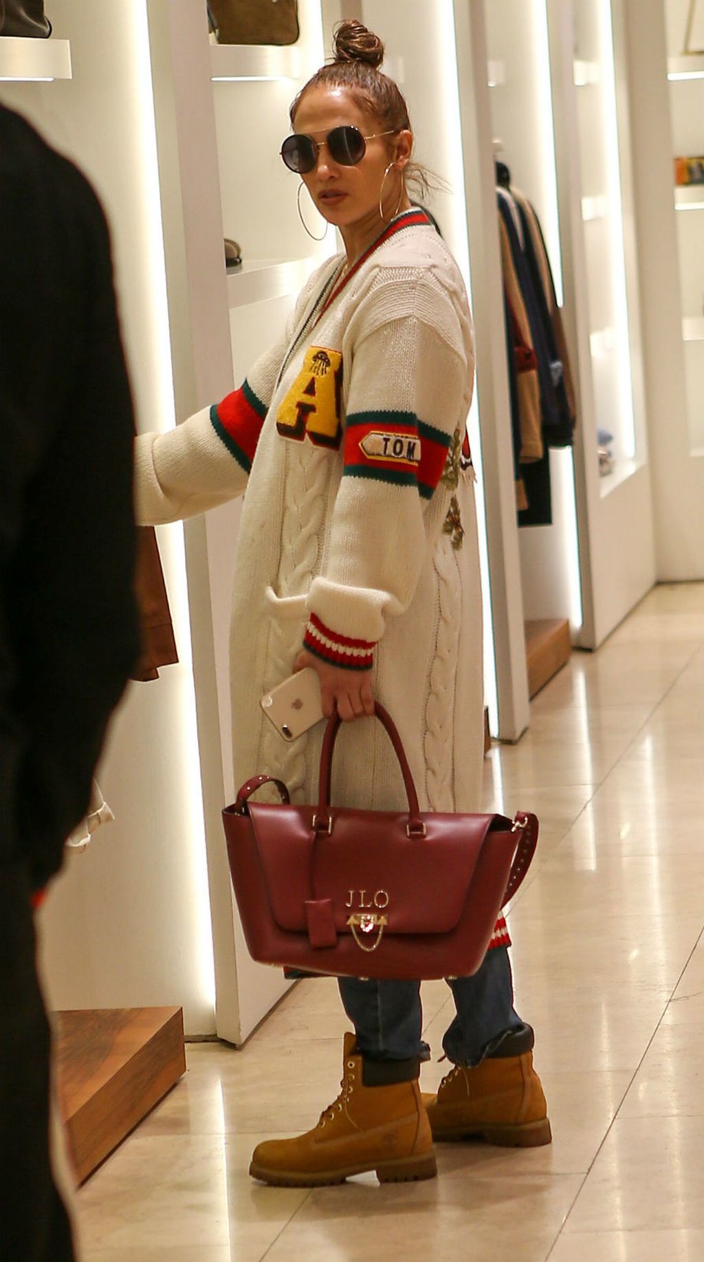 Jennifer Lopez u kardiganu Gucci kakav nosi i Severina