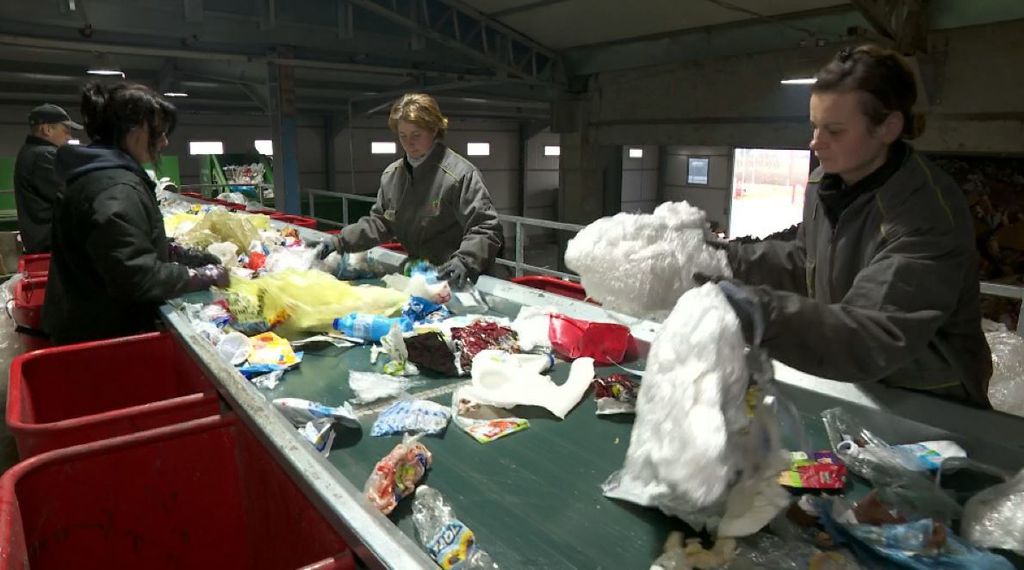 Odlaganje otpada (Foto: Dnevnik.hr)