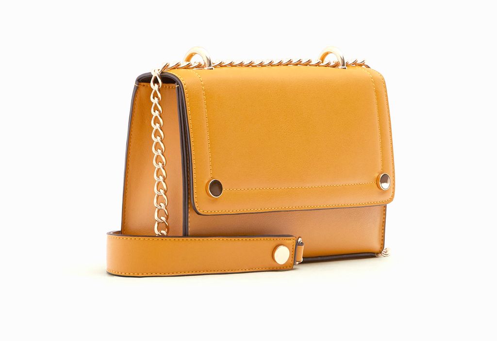 Pull & Bear, 49,90 kuna