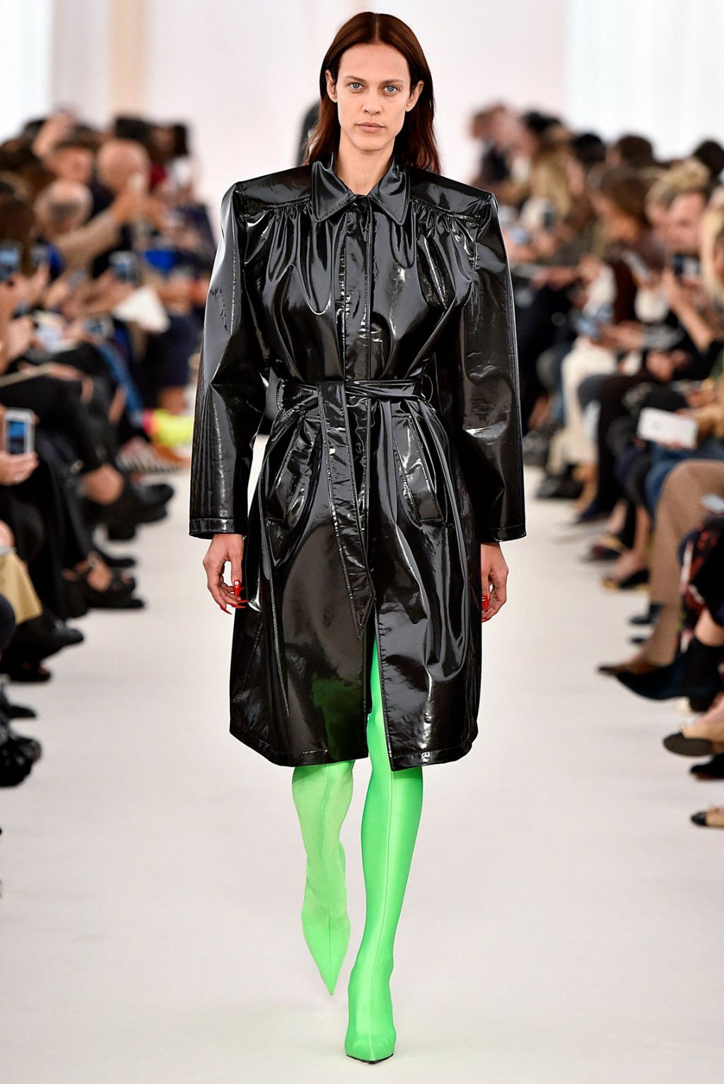 Kaput modne kuće Balenciaga