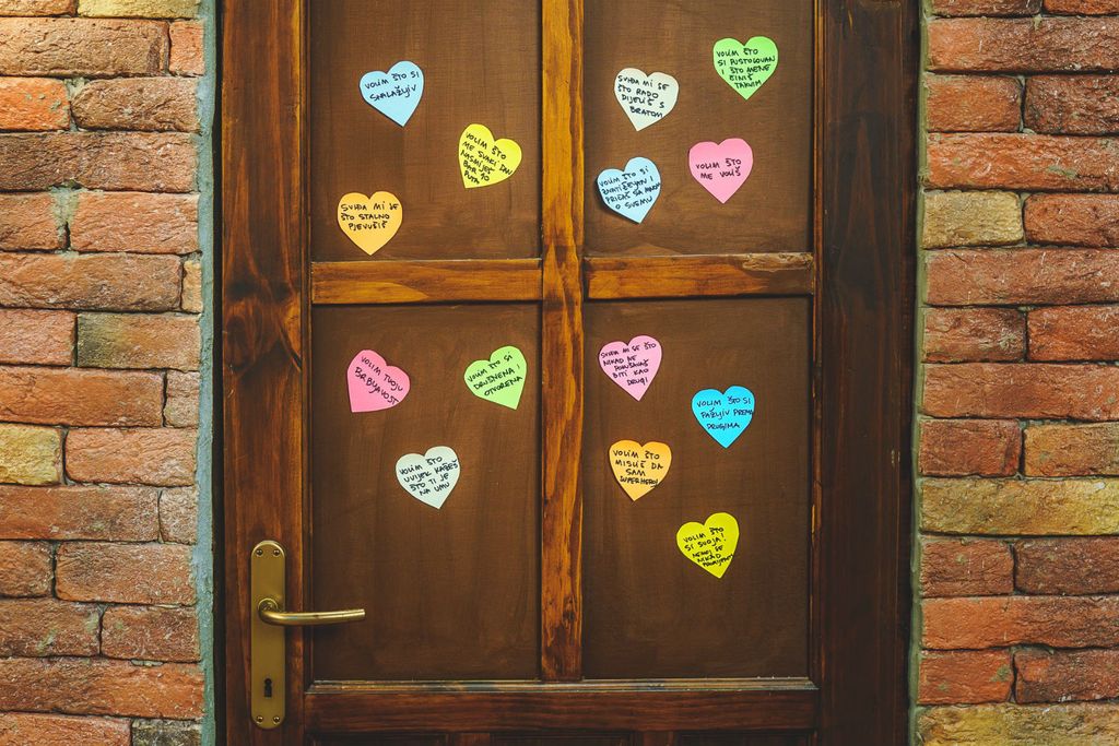Srce s porukom na vratima dječje sobe - 2