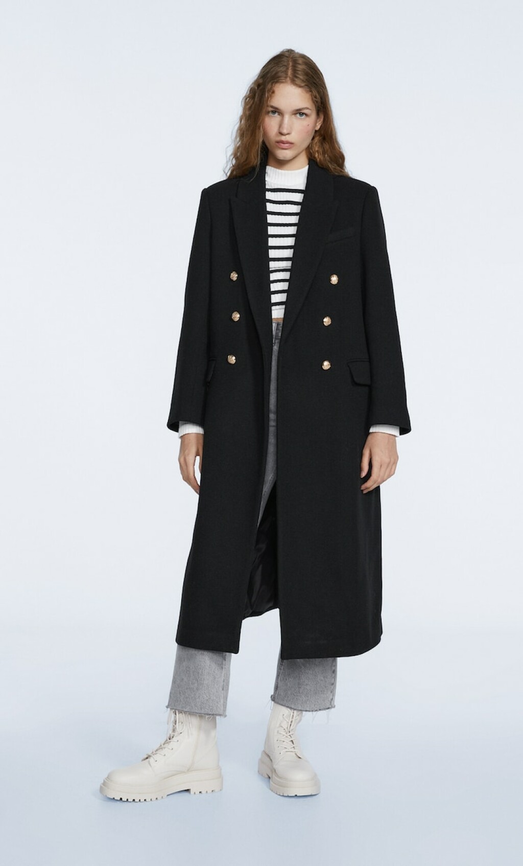 Stradivarius, snižen sa 69,99 na 59,99 eura (451,99 kn)