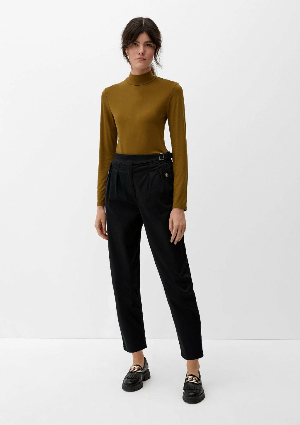 s.Oliver, snižene sa 79,99 na 51,99 eura (391,72 kn)