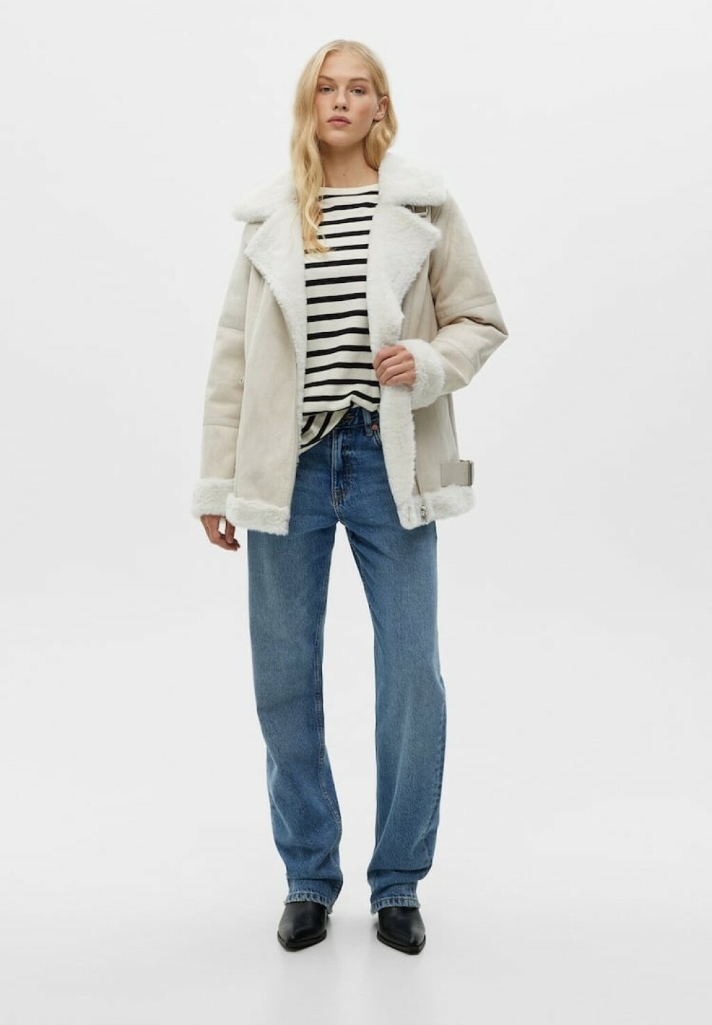 Pull&Bear, 49,99 eura (376,65 kn)