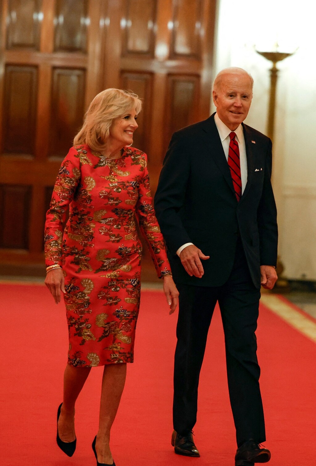 Jill Biden u haljini brenda One/Of - 1