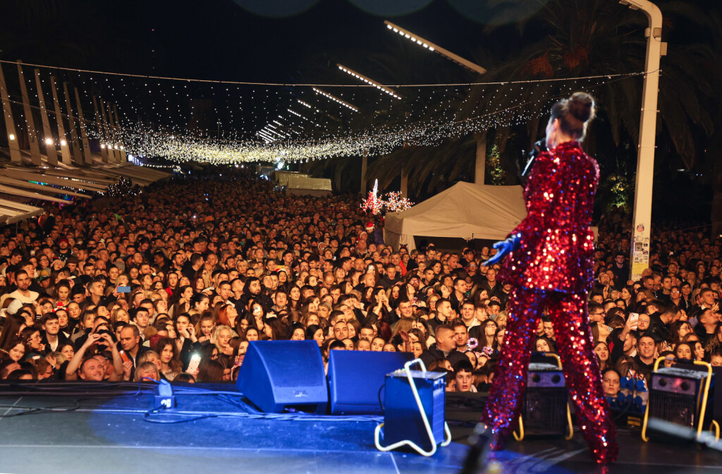 Doris Dragović na dočeku Nove godine u Splitu - 1