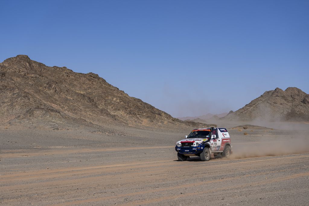 Nissan Terano II na saudijskom pijesku