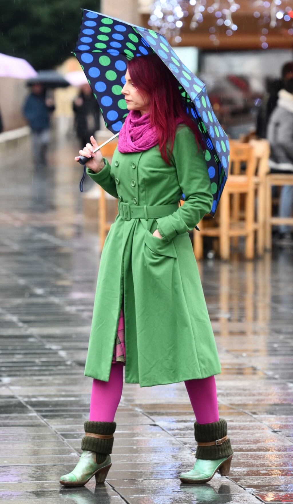 Street style izdanje u zelenoj i ružičastoj boji