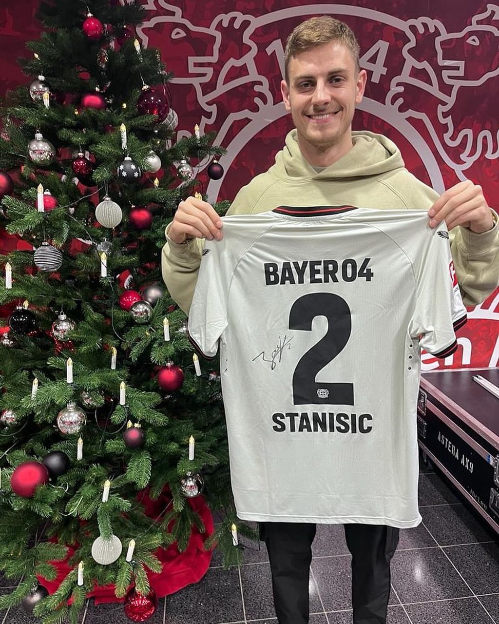 Josip Stanišić - 2