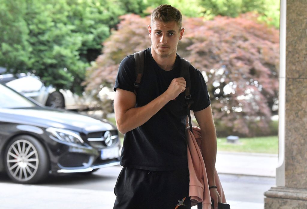 Josip Stanišić - 2