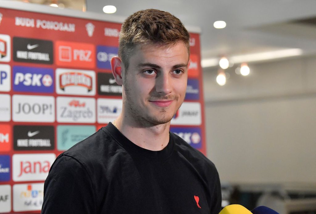 Josip Stanišić - 3