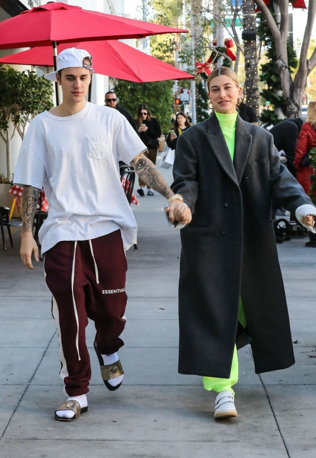 Justin Bieber u bijelim čarapama i natikačama