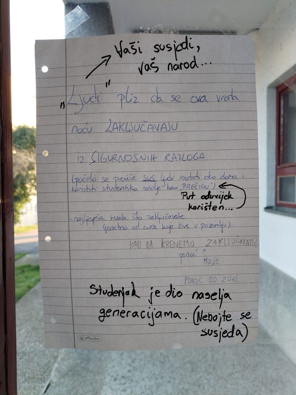 Zamolba na vratima prvog paviljona u studentskom domu
