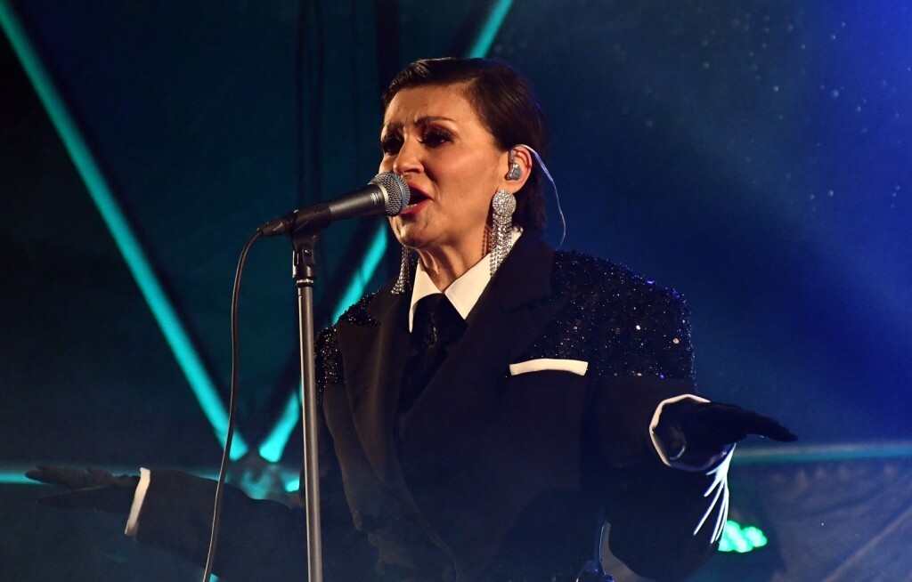 Nina Badrić na dočeku u Slavonskom Brodu