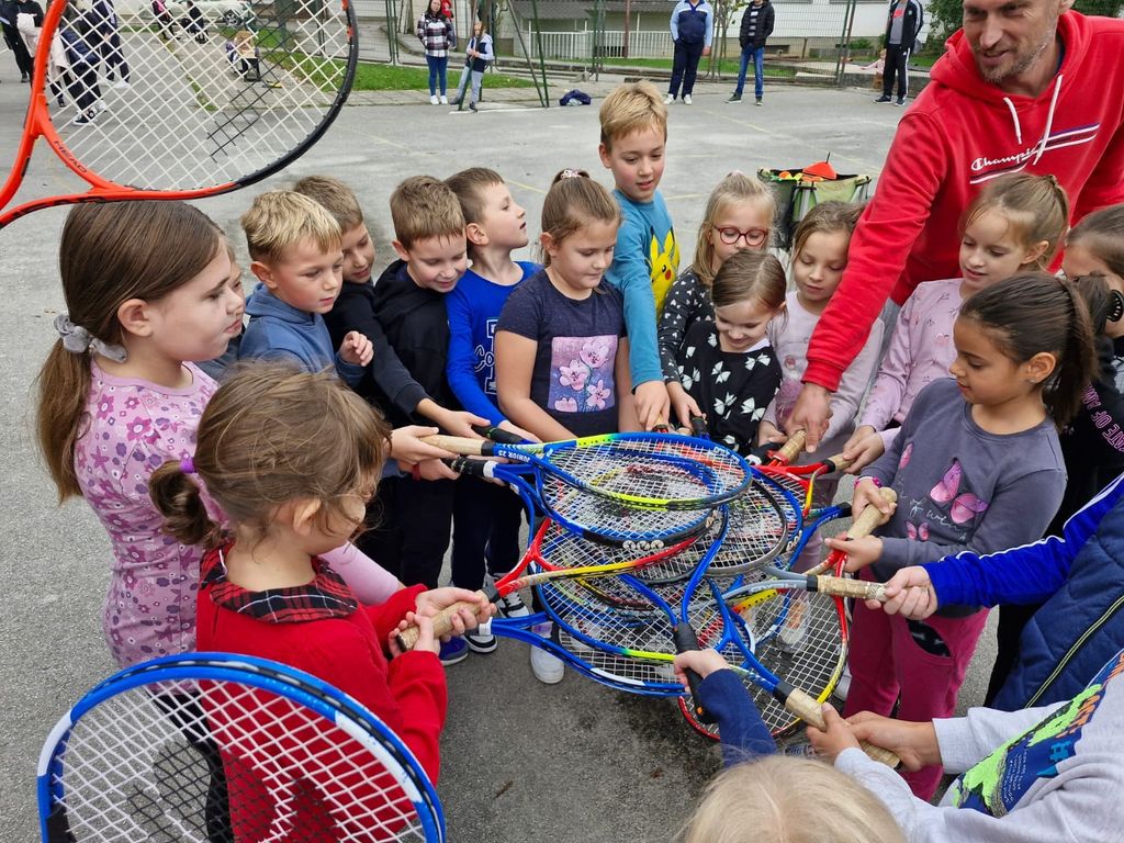 Sportske, edukativne i rekreativne aktivnosti u kojima mogu sudjelovati svi – djeca i mladi te njihovi roditelji, bake i djedovi