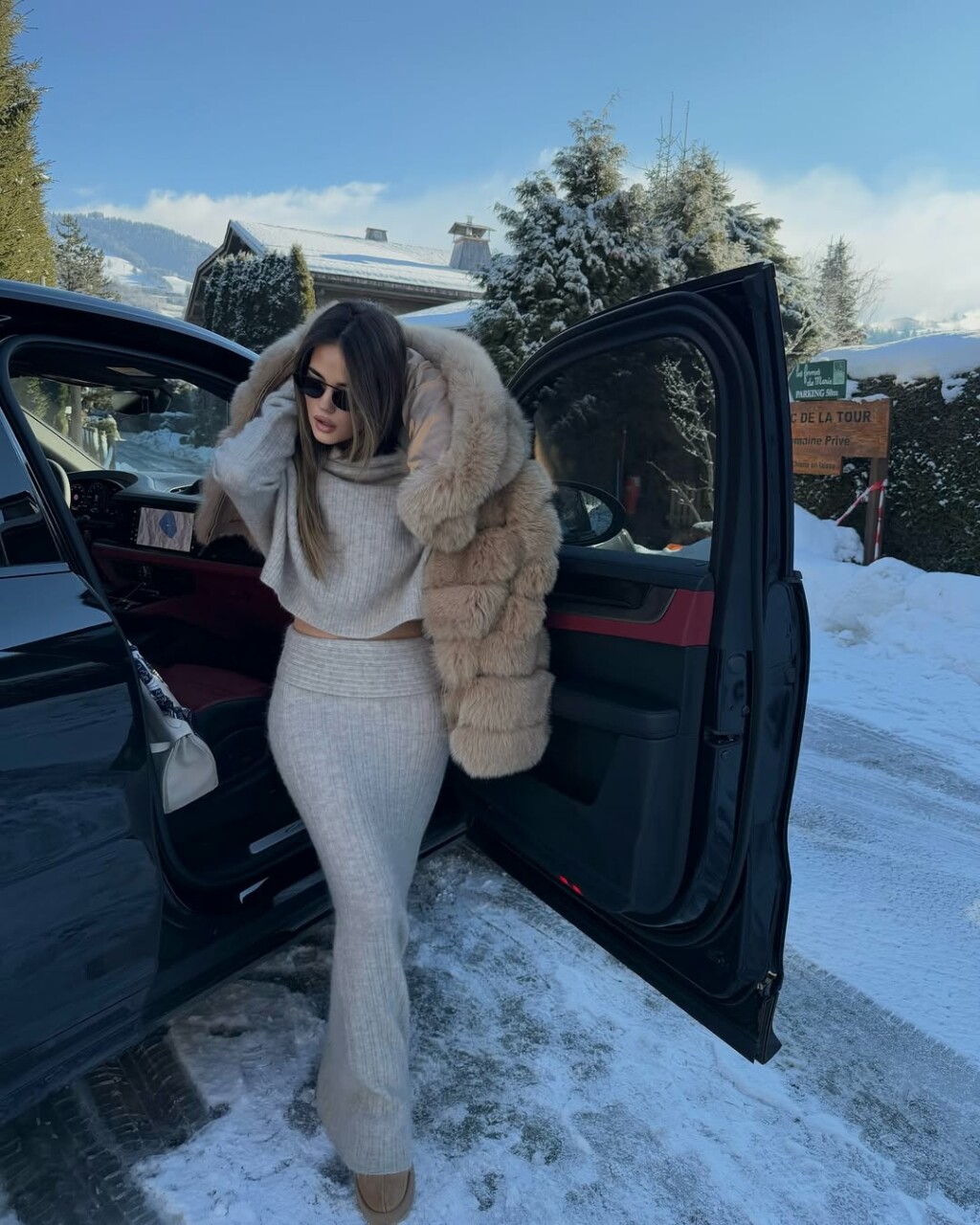 Adriana Ćaleta-Car u pletenom kompletu