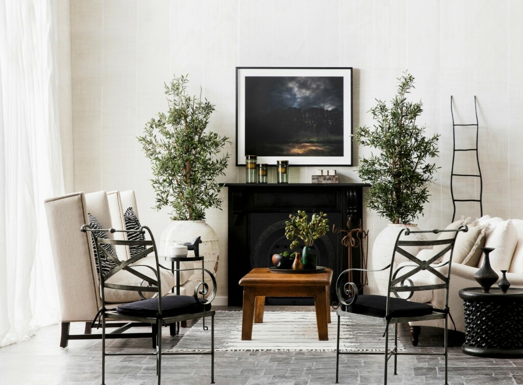 Crna boja u uređenju dnevnog boravka - 3