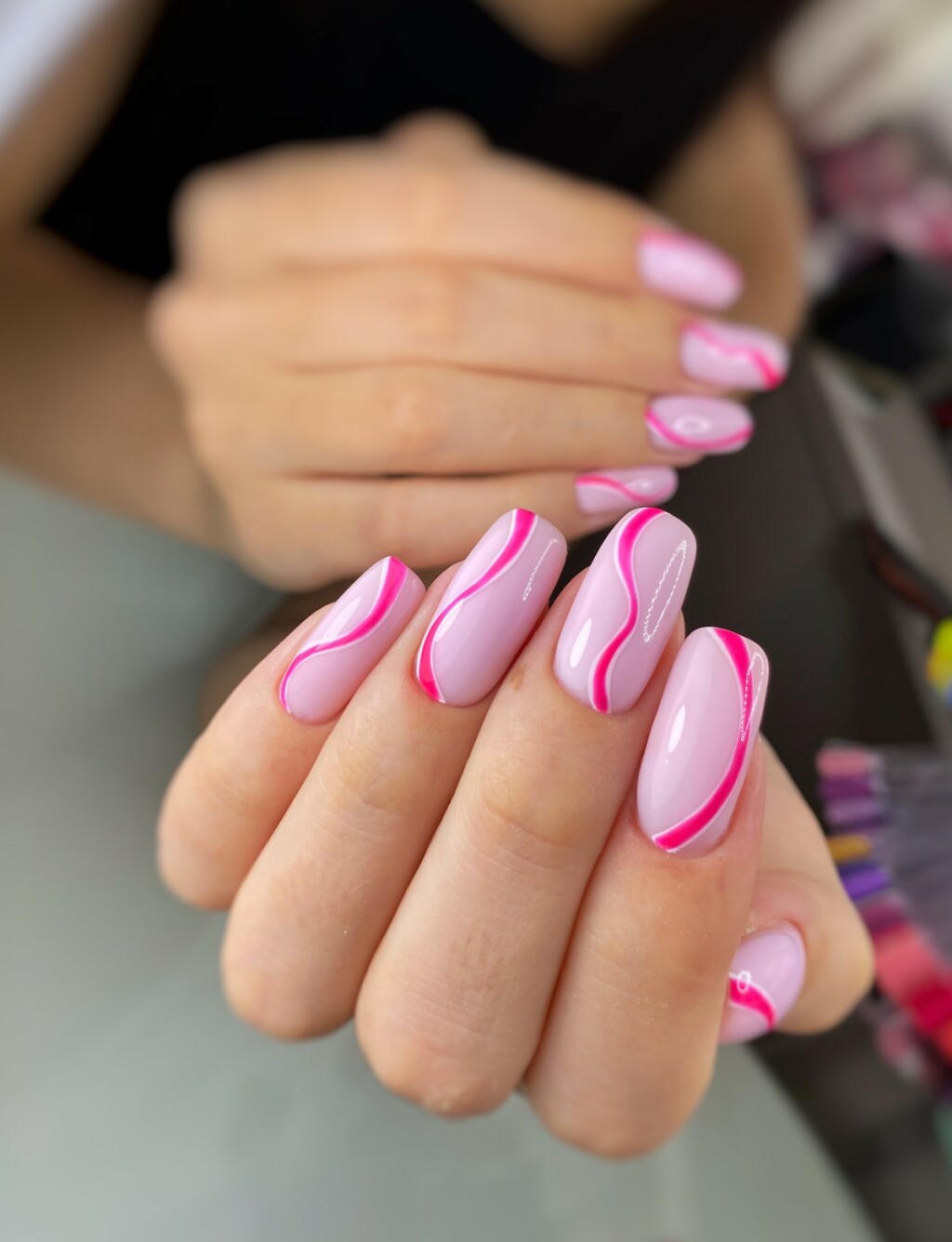 Ružičasta manikura